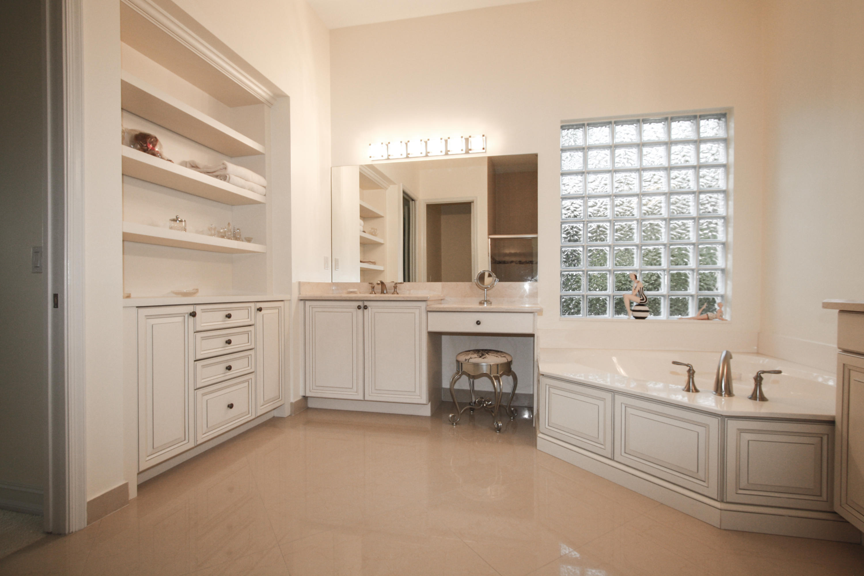 10785 Regatta Ridge Road Boynton Beach, FL 33473 - Photo 14 of 45 master bath (3)