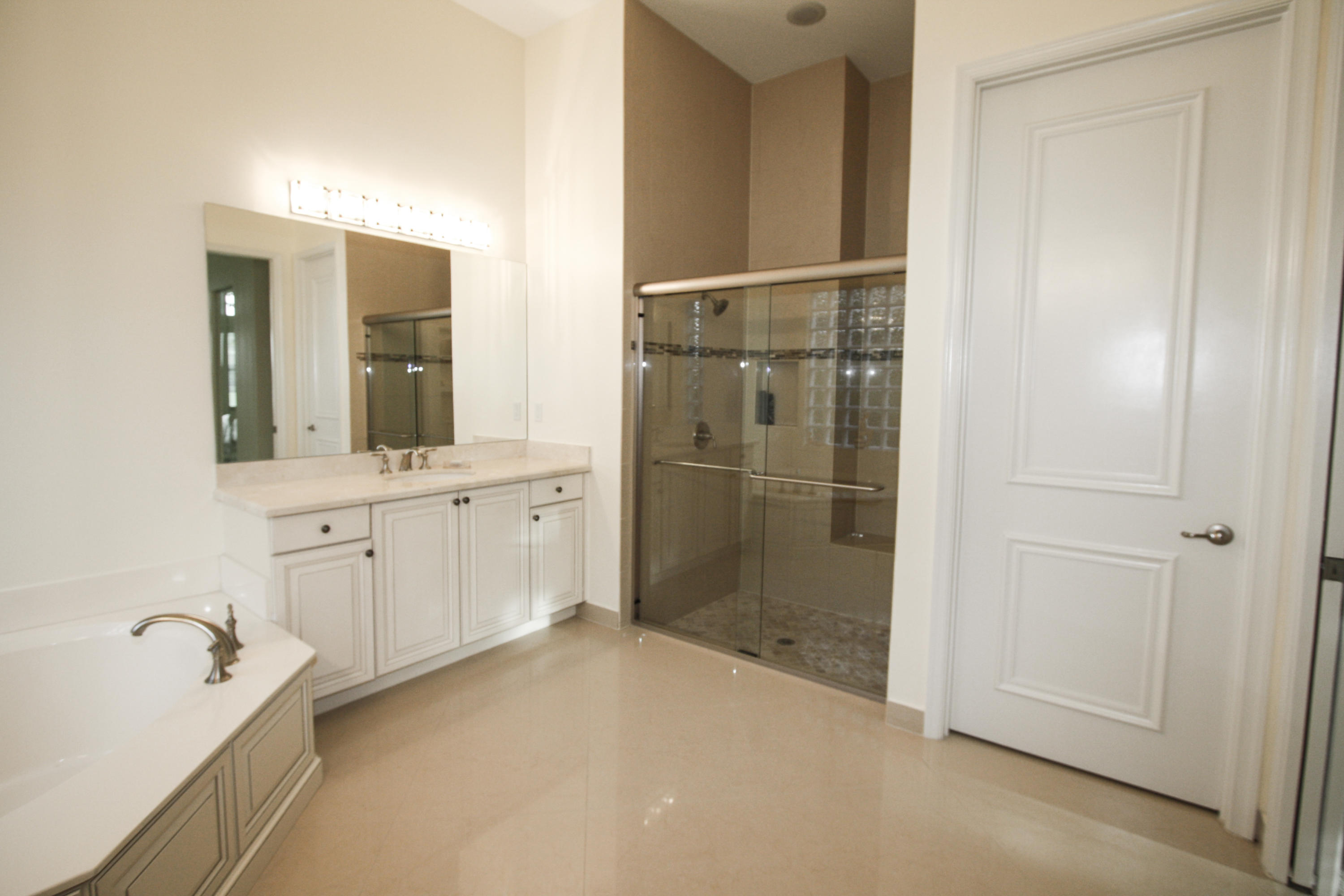 10785 Regatta Ridge Road Boynton Beach, FL 33473 - Photo 15 of 45 master bath (5)