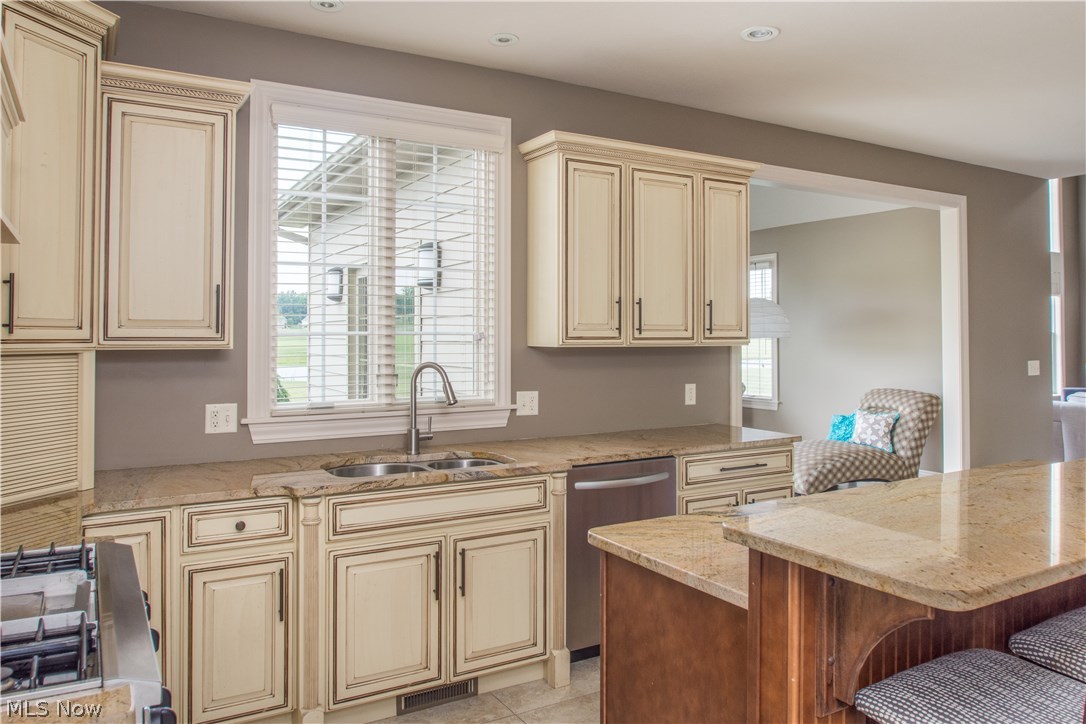 6756 Kyle Ridge Pointe Canfield, OH 44406 - Photo 12 of 34 Gallery Image 12