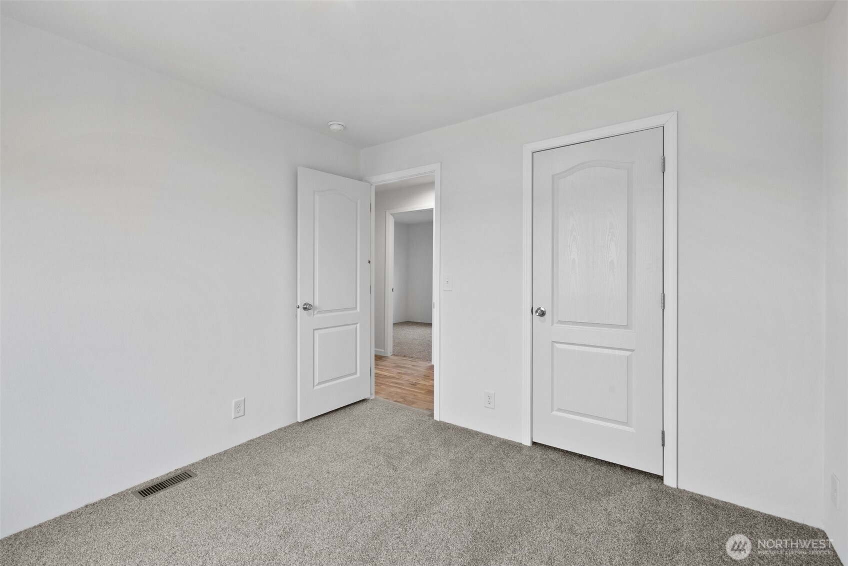 591 North Lees Creek Road Port Angeles, WA 98362 - Photo 30 of 39 an empty room with closet area