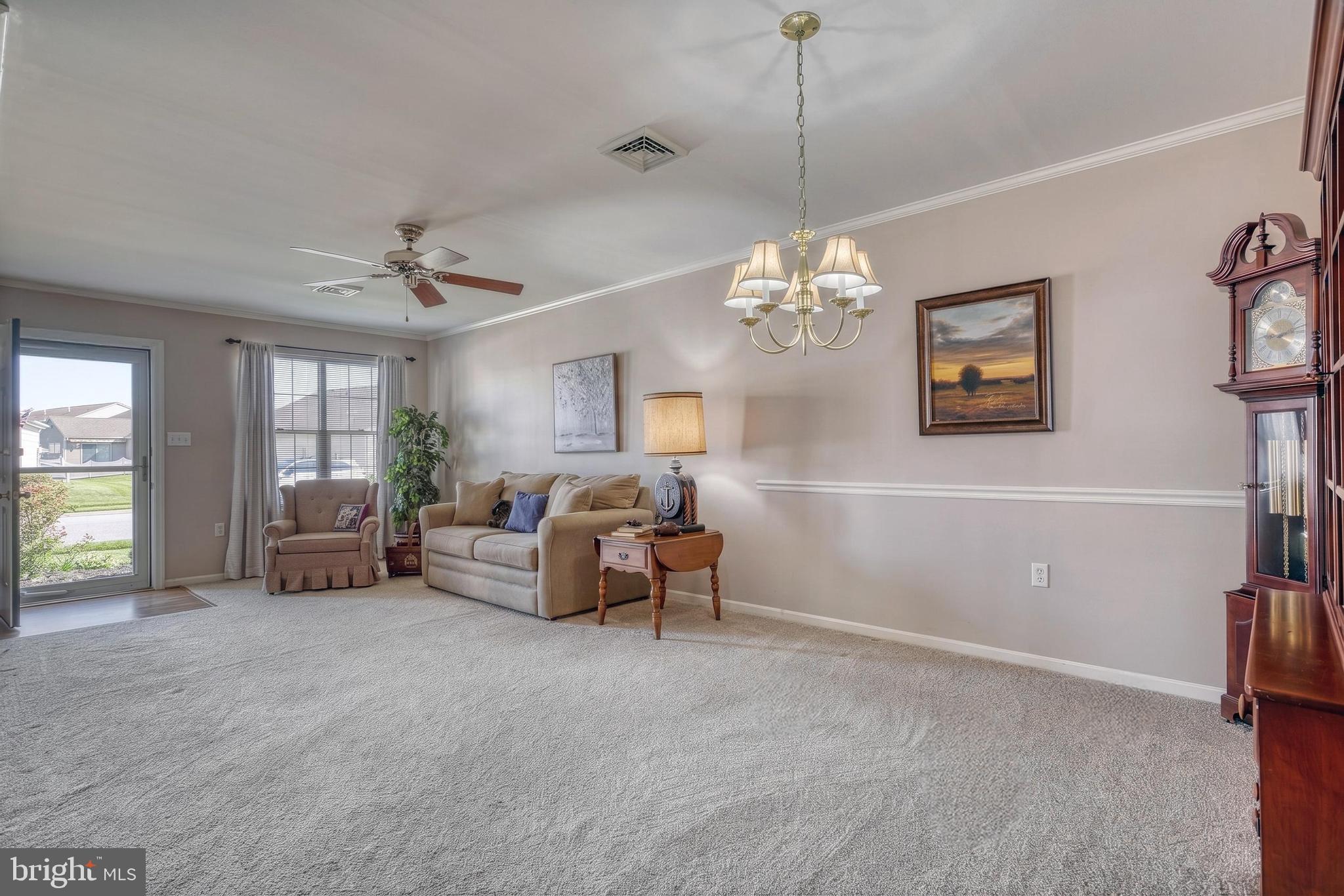 644 Kyle Road York, PA 17404 - Photo 8 of 35