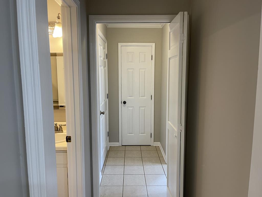 114 Leslie Road Coffee Springs, AL 36318 - Photo 53 of 64 Foyer to Bathroom 3 & Bedroom 4