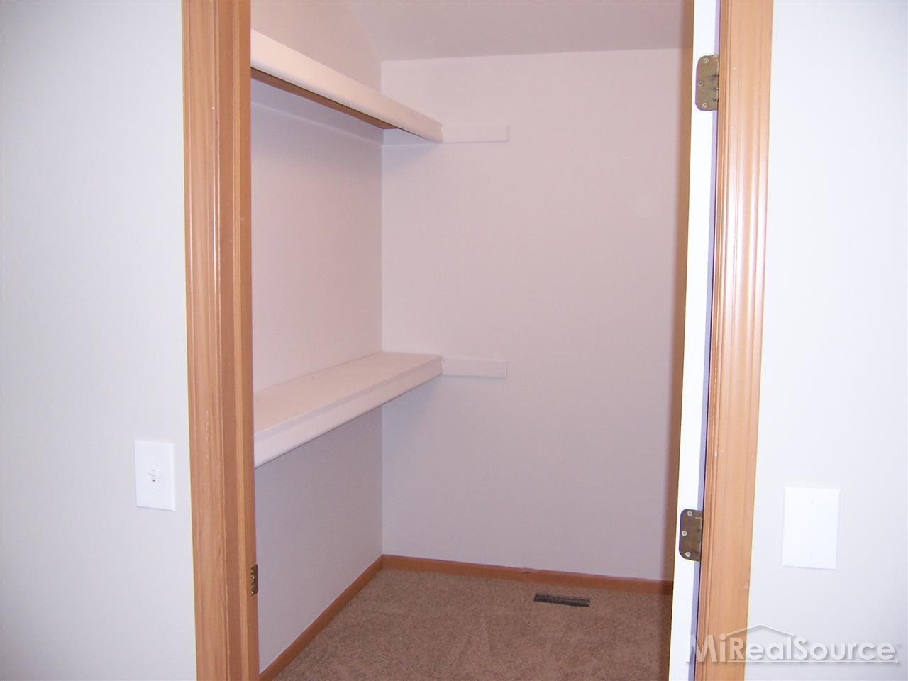 1250 Miller Road Memphis, MI 48041 - Photo 10 of 23 31180515-9.JPG