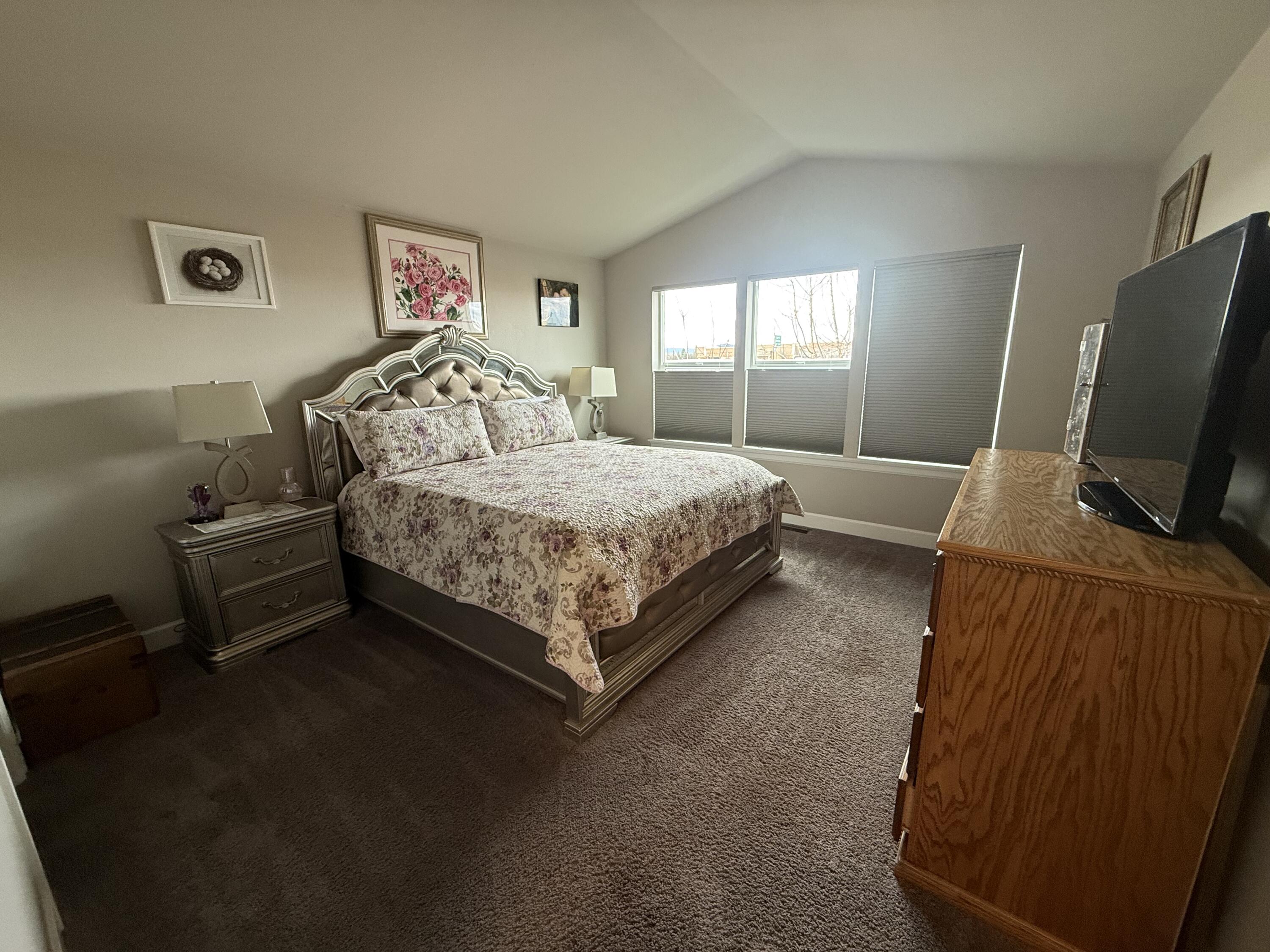 1779 Northeast 3rd Street Redmond, OR 97756 - Photo 17 of 19 IMG_5233