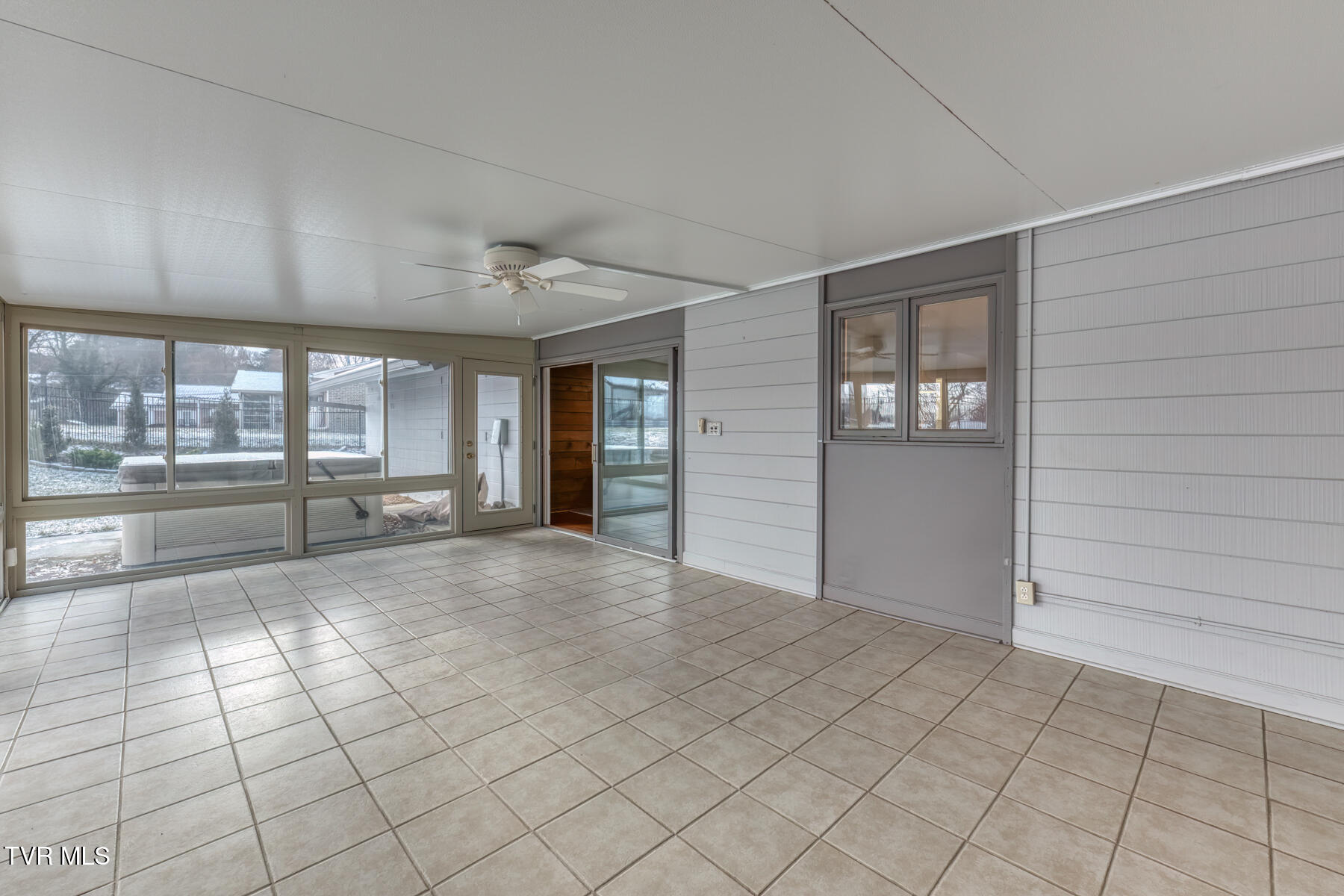 715 Hollyhill Road Johnson City, TN 37604 - Photo 22 of 60 715 Hollyhill Rd-22