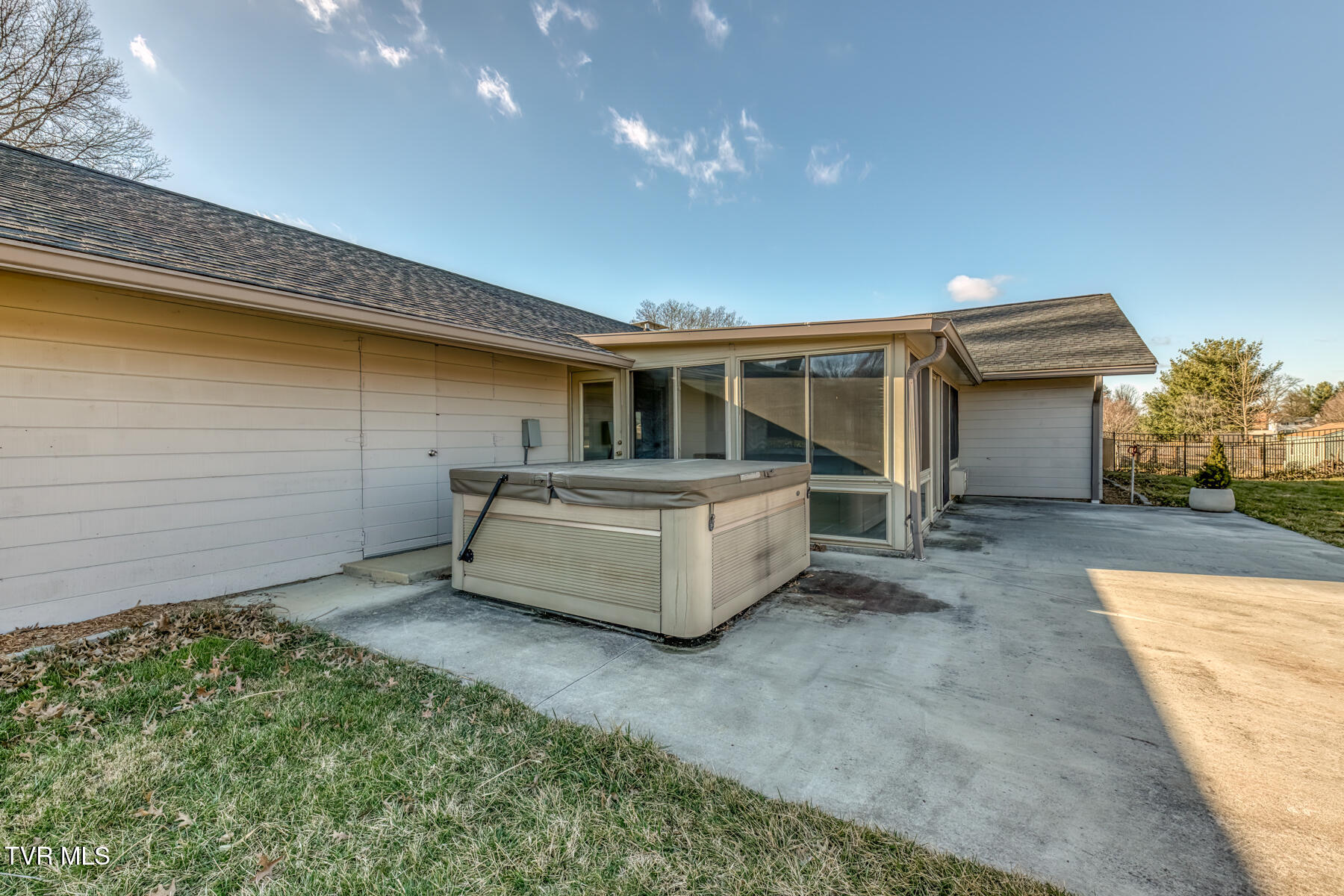 715 Hollyhill Road Johnson City, TN 37604 - Photo 60 of 60 715 Hollyhill Rd-60