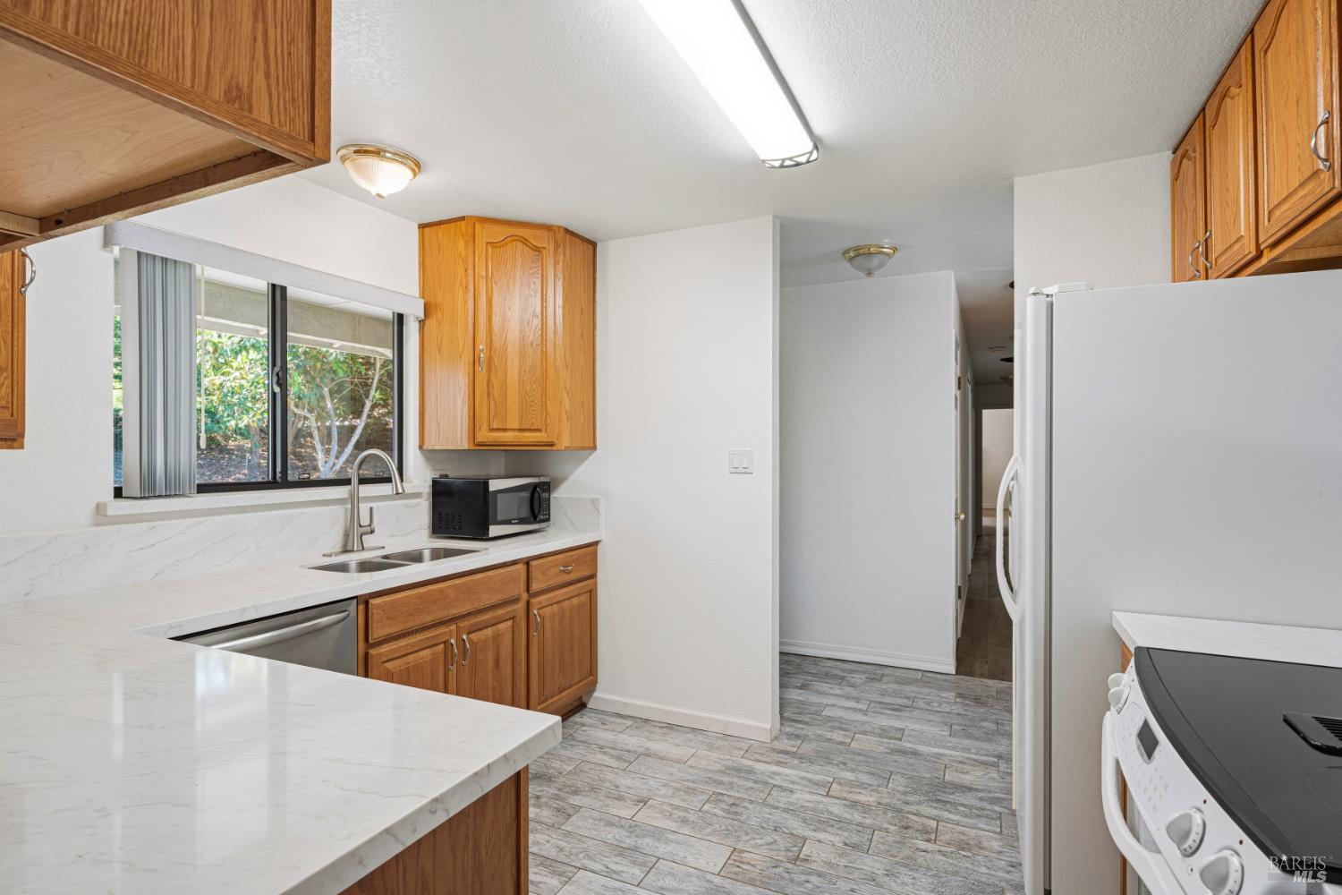 800 Riverside Drive Ukiah, CA 95482 - Photo 8 of 49