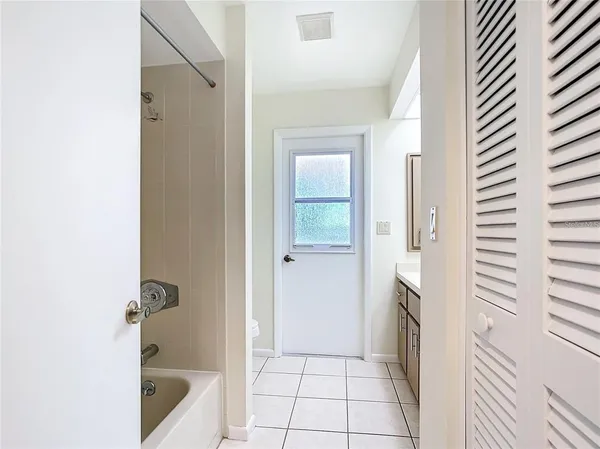 $2,500 | 24313 Pirate Harbor Boulevard, Punta Gorda, FL 33955