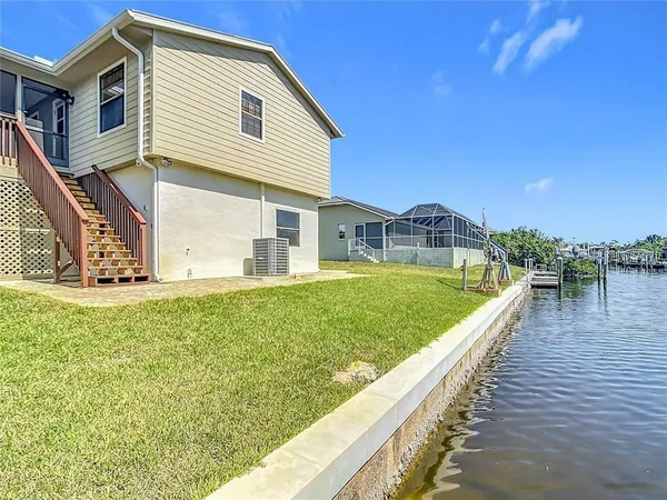$2,500 | 24313 Pirate Harbor Boulevard, Punta Gorda, FL 33955