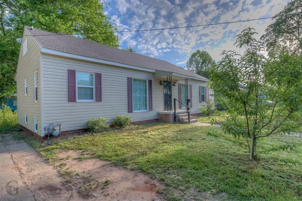 $149,600 | 250 East Fairview Street, Shreveport, LA 71104
