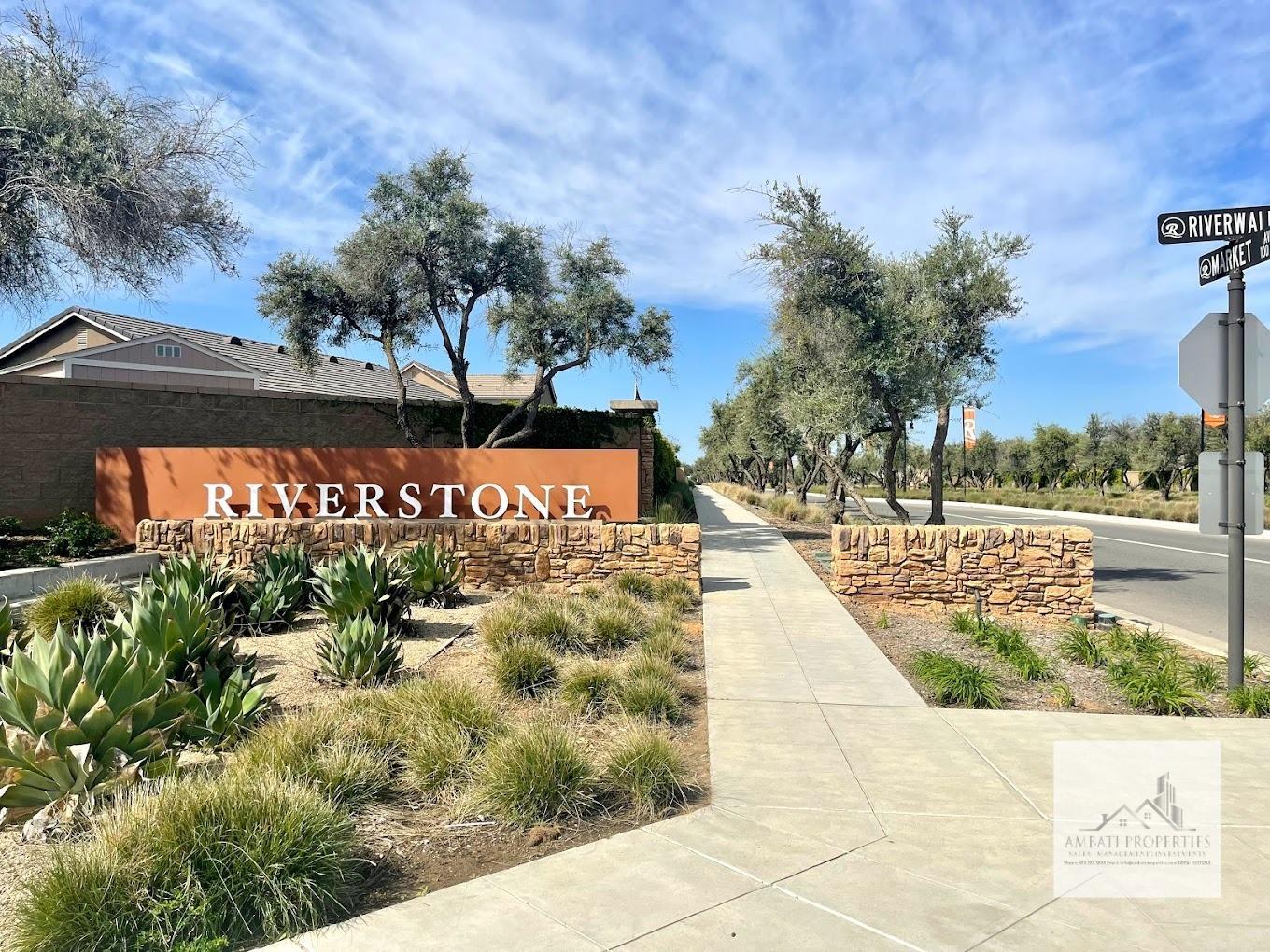 334 Aria Avenue South Madera, CA 93636 - Photo 19 of 20 a view of street with an entrance
