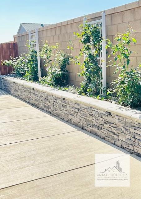 334 Aria Avenue South Madera, CA 93636 - Photo 20 of 20 a view of a garden with pathway