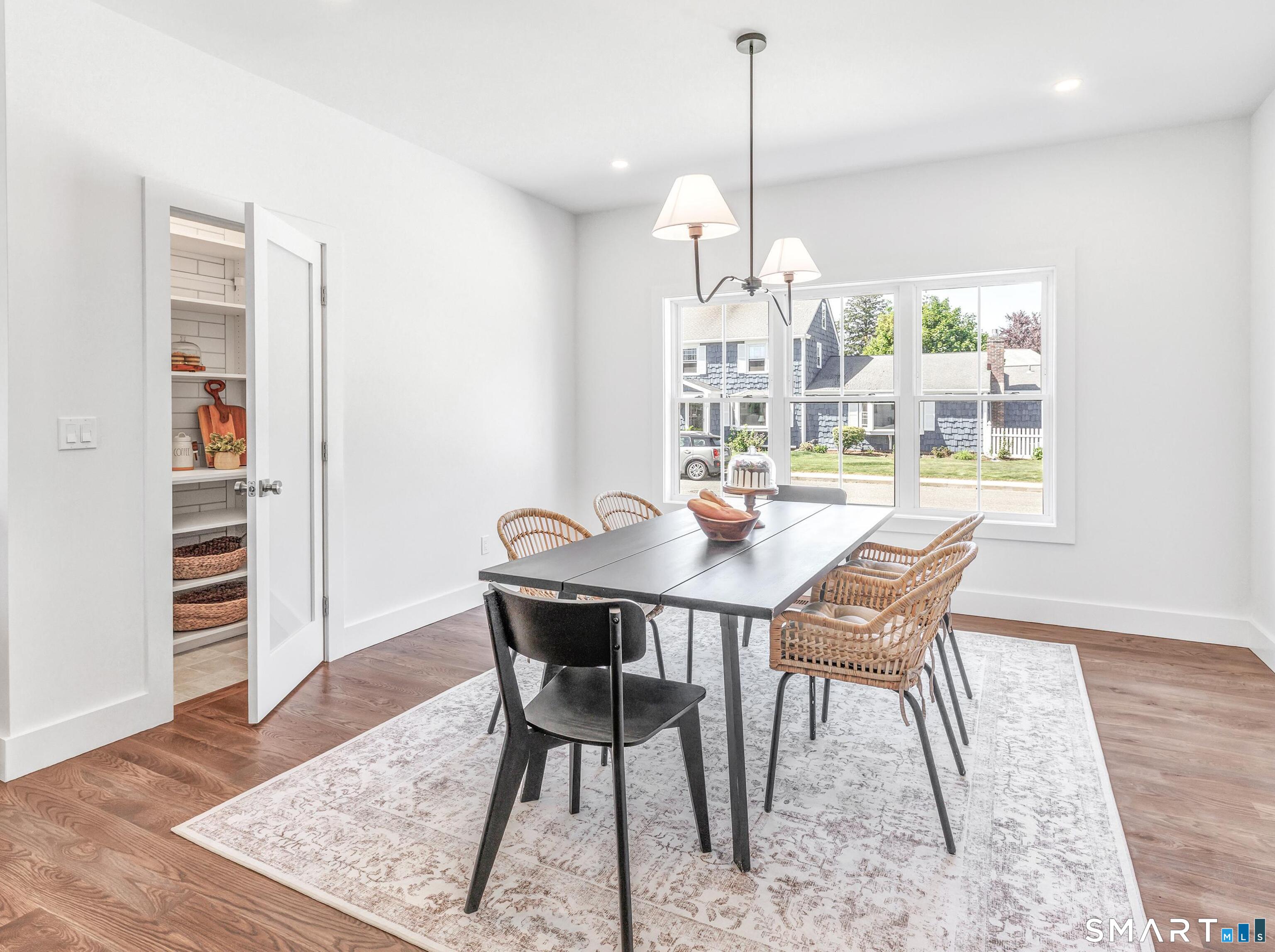 39 Commodore Place Milford, CT 06460 - Photo 14 of 40
