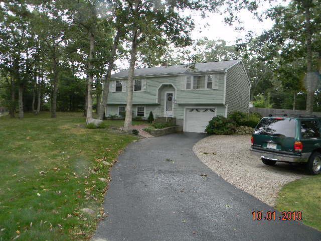 18 Stage Coach Road Centerville, MA 02632 - Photo 1 of 11 Primary Photo