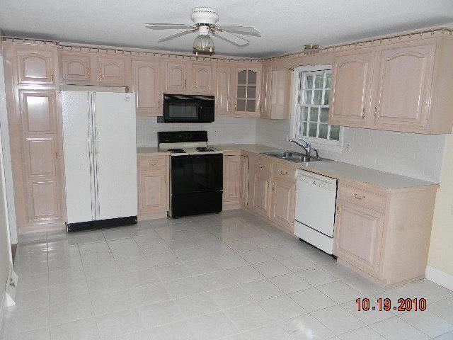 18 Stage Coach Road Centerville, MA 02632 - Photo 2 of 11 Additional Photo