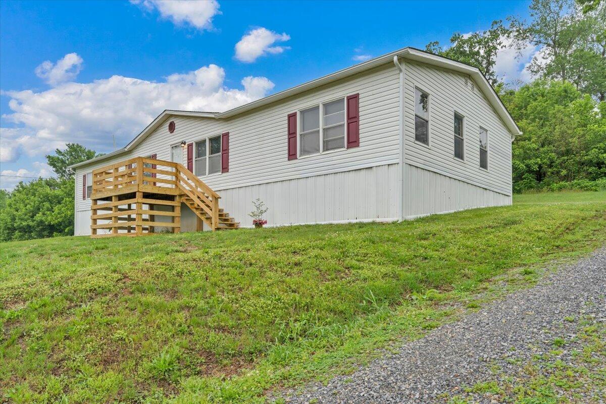 20459 Main Street Buchanan, VA 24066 - Photo 35 of 35 39-MIB08301
