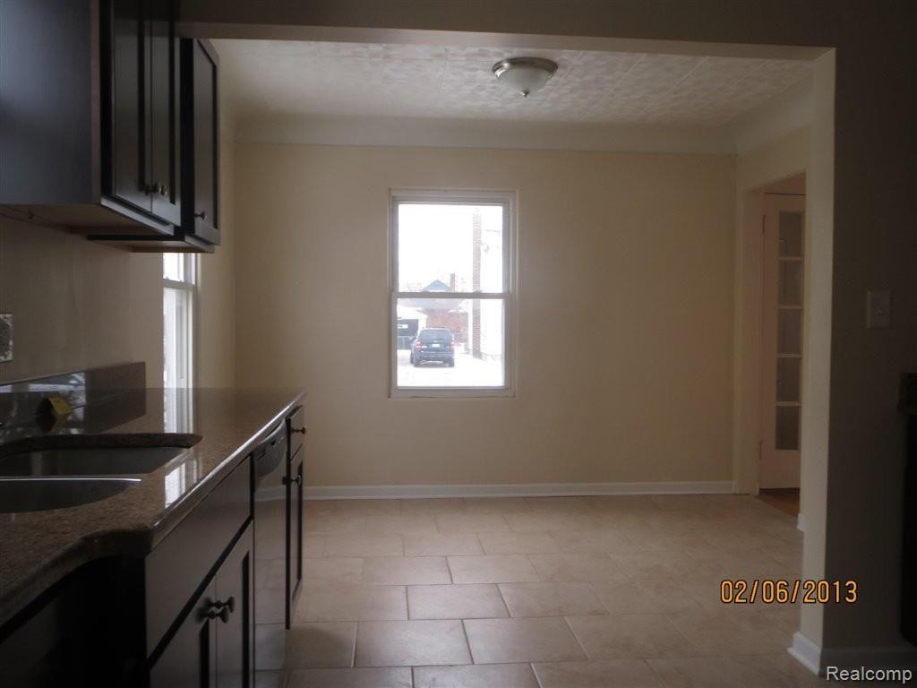 8075 Sterling Street Center Line, MI 48015 - Photo 3 of 13 Kitchen-Dining.jpg