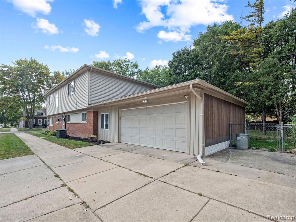 20953 Hampton Road Harper Woods, MI 48225 - Photo 22 of 22