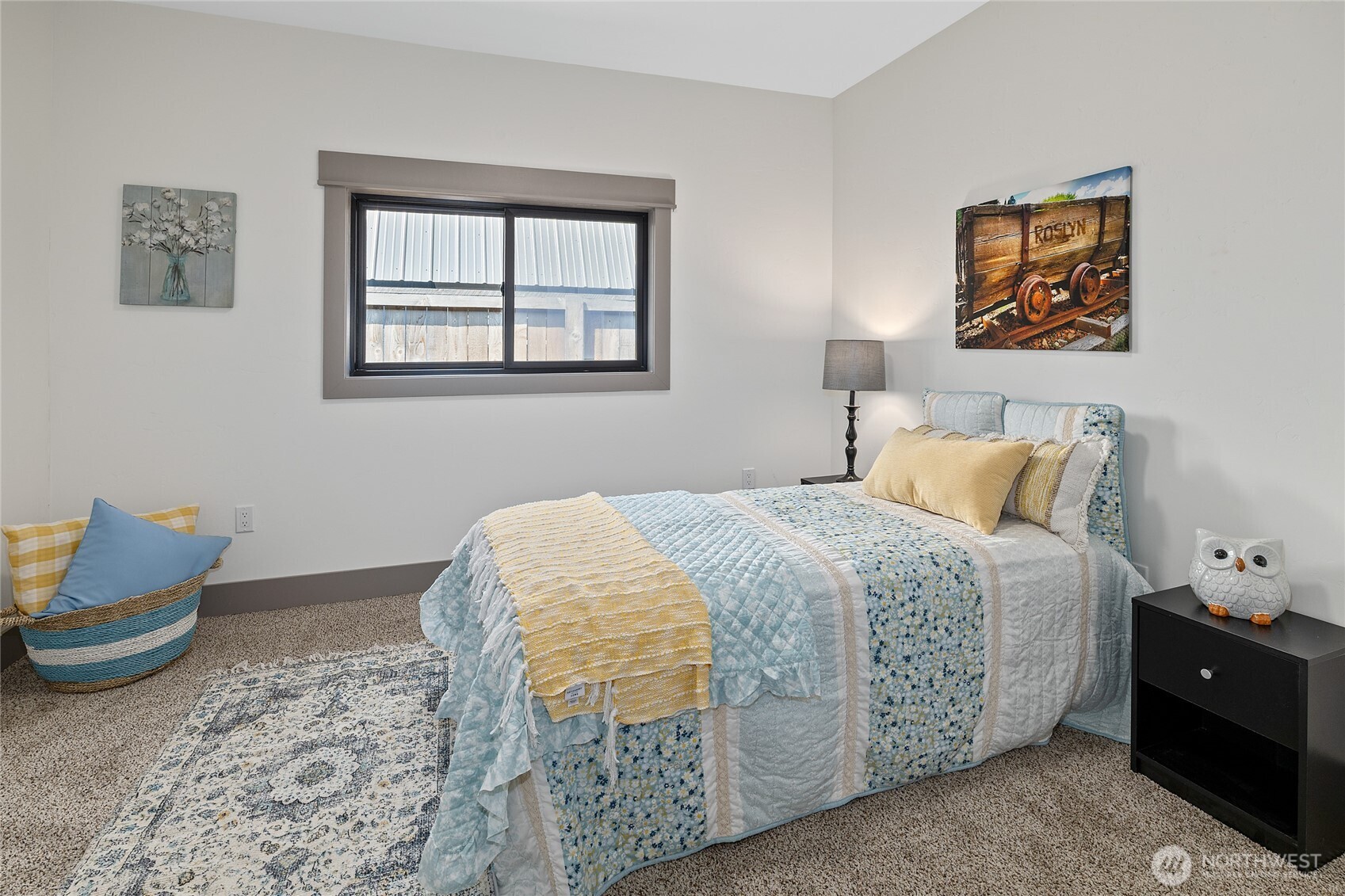 70 Gobblers Knob Road Cle Elum, WA 98922 - Photo 17 of 30 a bedroom with a bed and painting on the wall