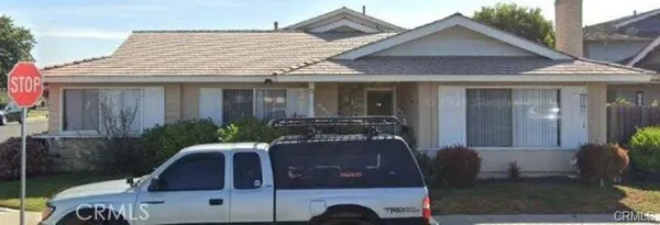 $2,600 | 16612 Bartlett Lane, Unit 4, Huntington Beach, CA 92647