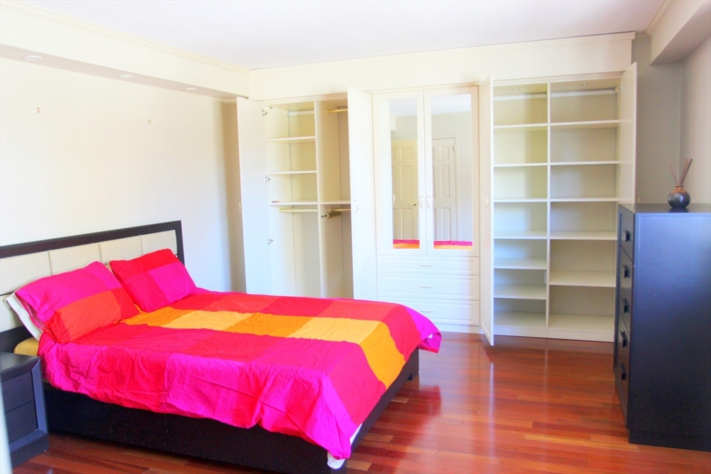 2 Hawthorne Place, Unit 2N Boston, MA 02114 - Photo 12 of 16