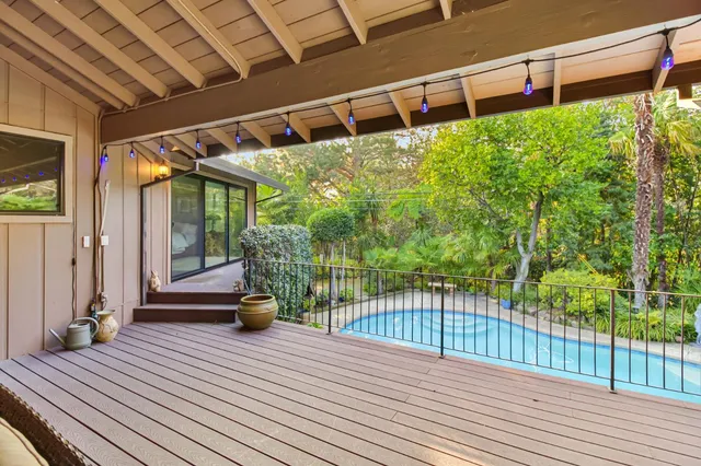 $1,149,000 | 3305 Inverness Court, Sacramento, CA 95821