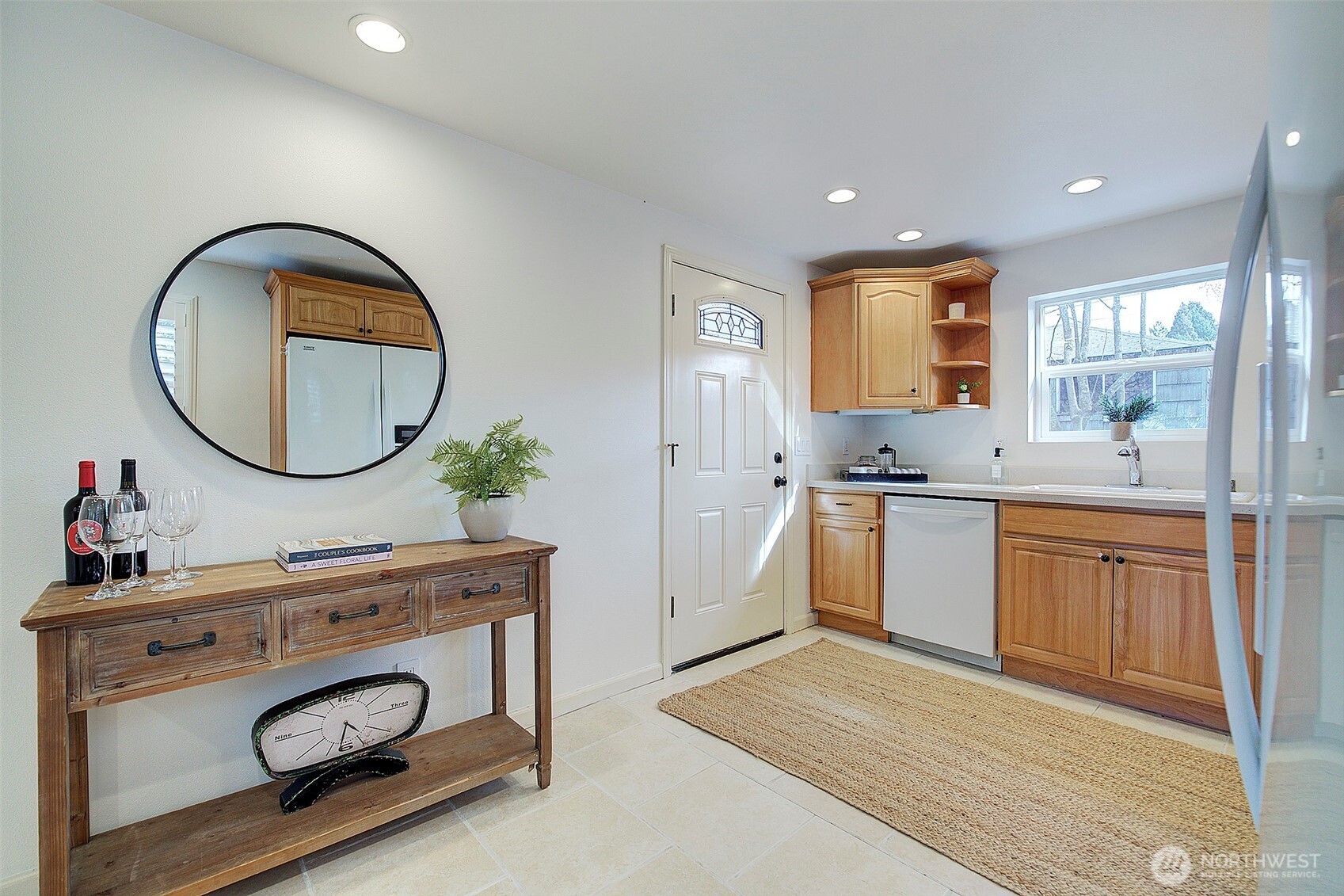 7940 17th Avenue Southwest Seattle, WA 98106 - Photo 11 of 33