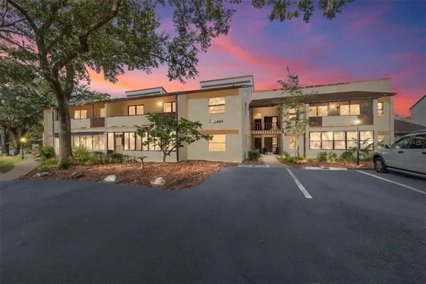 $1,300 | 3401 East Fort King Street, Unit 202, Ocala, FL 34470
