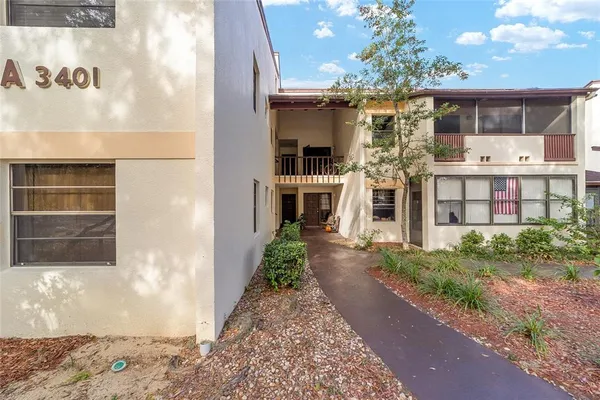 $1,300 | 3401 East Fort King Street, Unit 202, Ocala, FL 34470