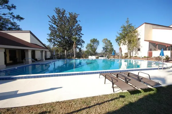 $1,300 | 3401 East Fort King Street, Unit 202, Ocala, FL 34470