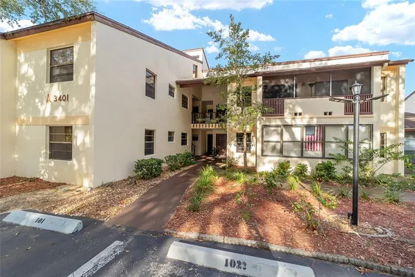 $1,300 | 3401 East Fort King Street, Unit 202, Ocala, FL 34470