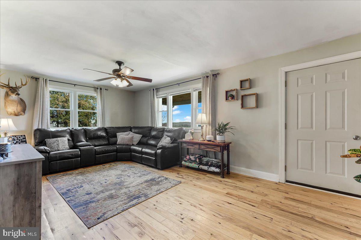 395 Mt Eden Road Kirkwood, PA 17536 - Photo 3 of 37 Gallery Image 3