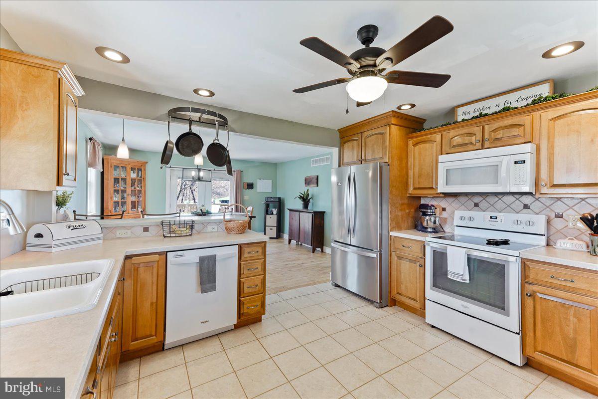 395 Mt Eden Road Kirkwood, PA 17536 - Photo 9 of 37 Gallery Image 9