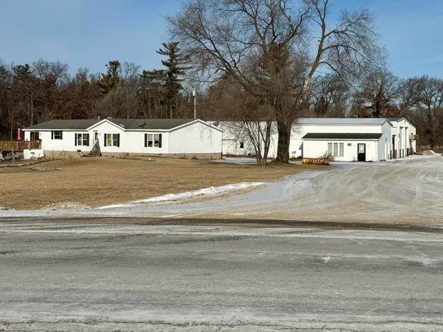 $449,900 | 22990 Highway 21, Tomah, WI 54660