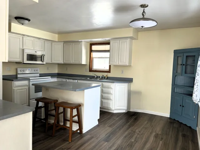 $304,000 | 609 94th Avenue West, Duluth, MN 55808