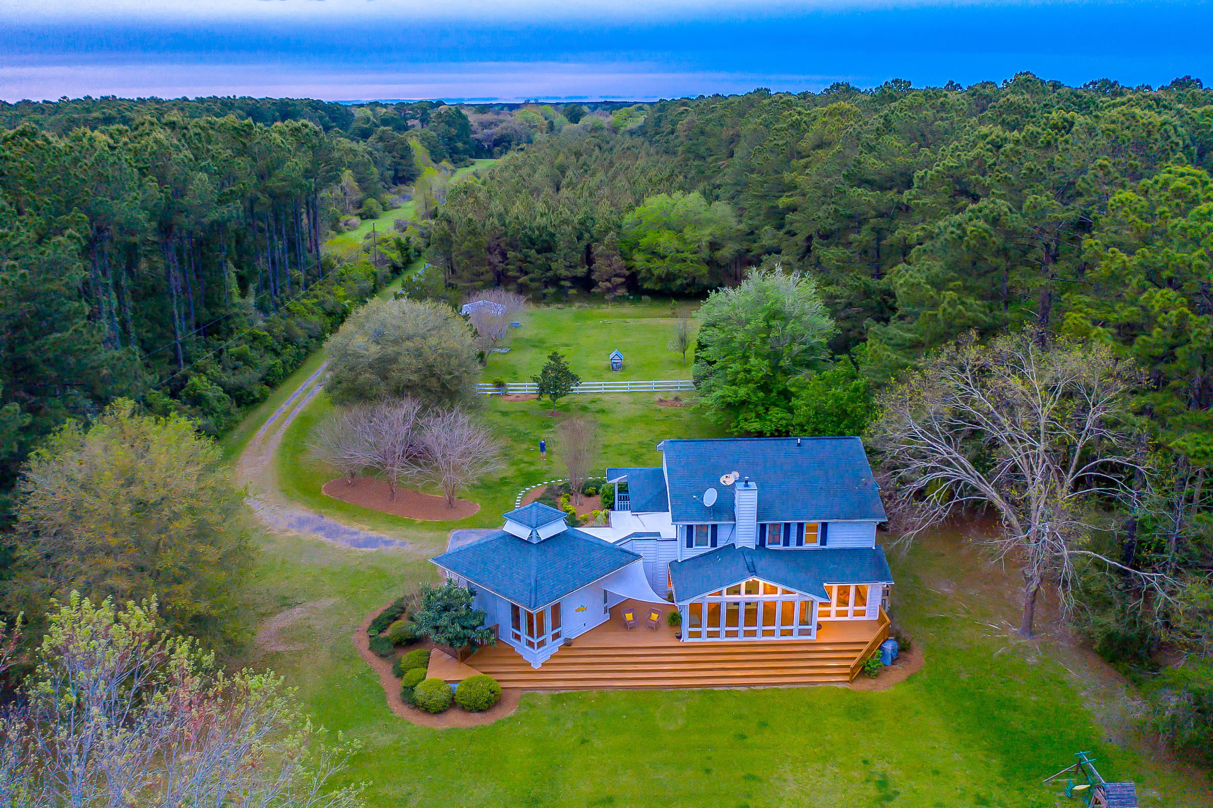 7797 Seafield Road Meggett, SC 29449 - Photo 2 of 91 7797 Seafield Rd_LuxImg_1024