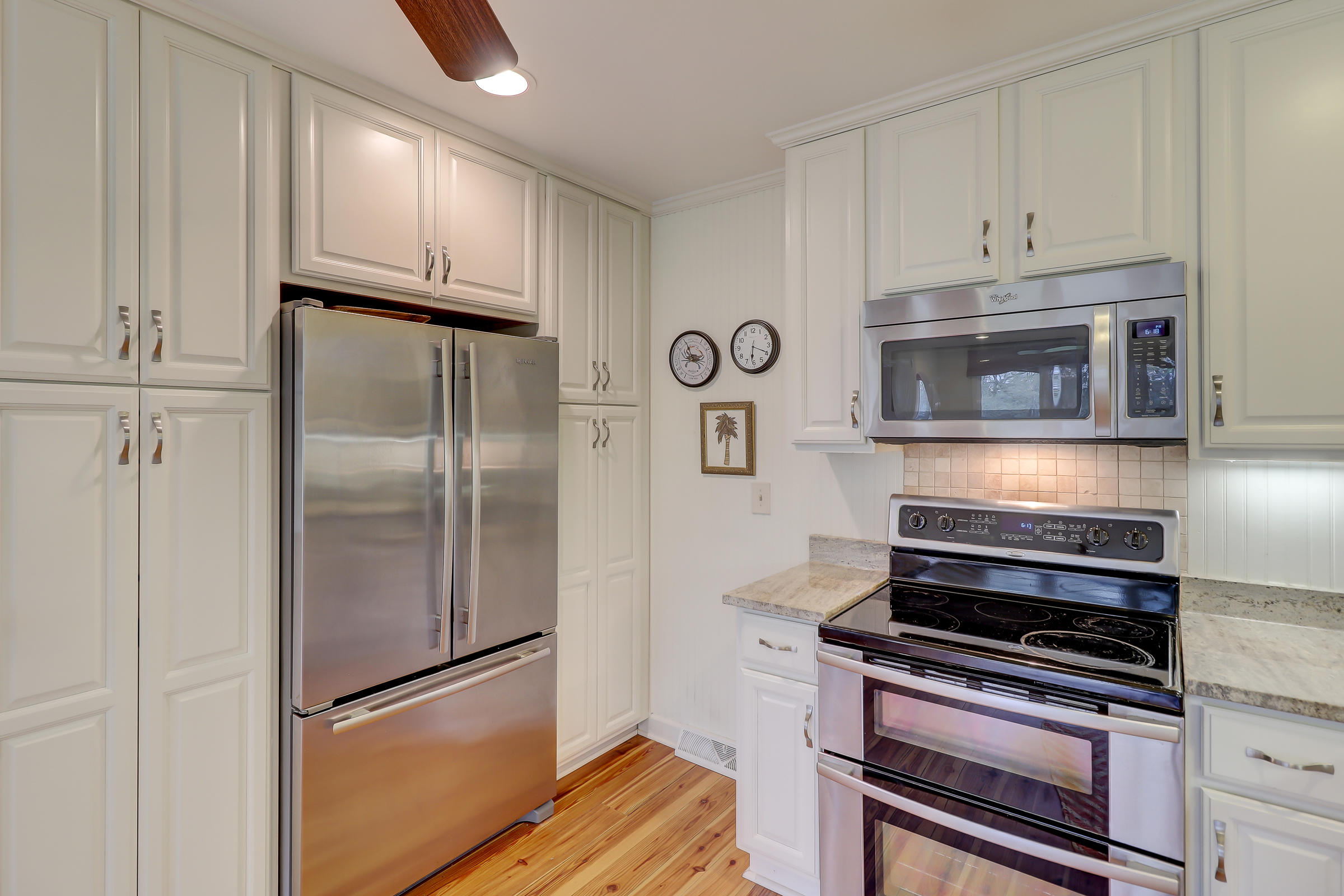 7797 Seafield Road Meggett, SC 29449 - Photo 19 of 91 7797 Seafield Rd_LuxImg_0021