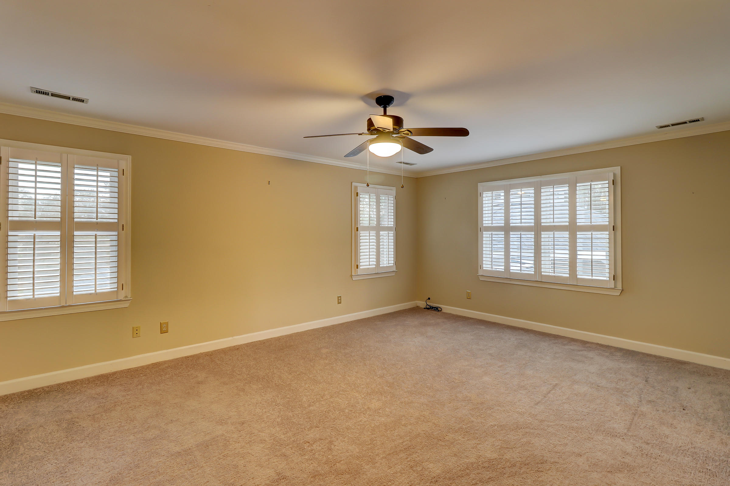 7797 Seafield Road Meggett, SC 29449 - Photo 43 of 91 7797 Seafield Rd_LuxImg_0091