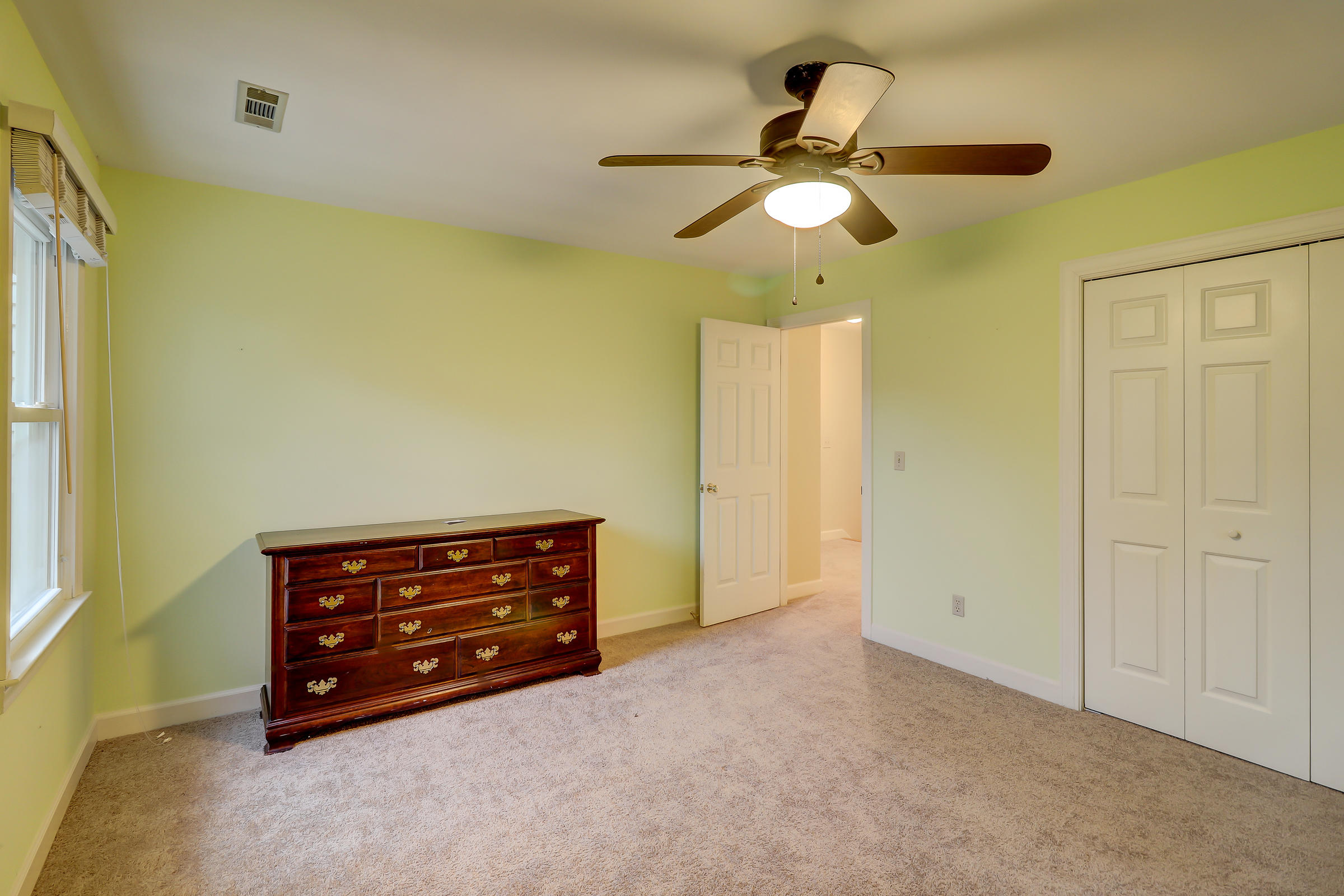 7797 Seafield Road Meggett, SC 29449 - Photo 49 of 91 7797 Seafield Rd_LuxImg_0103