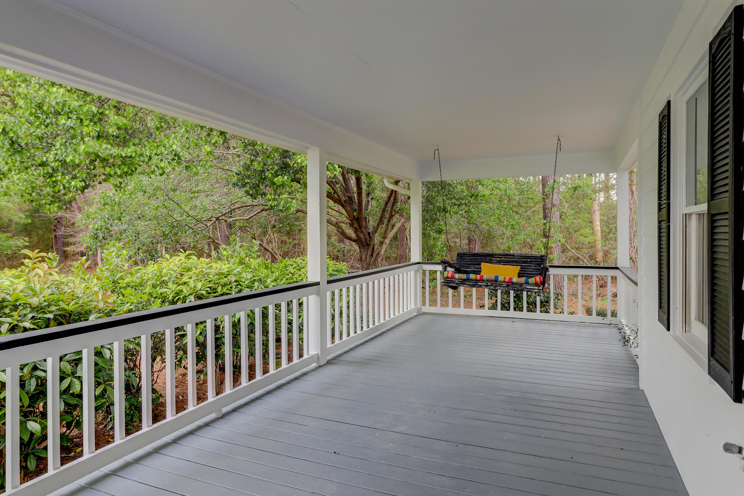 7797 Seafield Road Meggett, SC 29449 - Photo 6 of 91 7797 Seafield Rd_LuxImg_0088