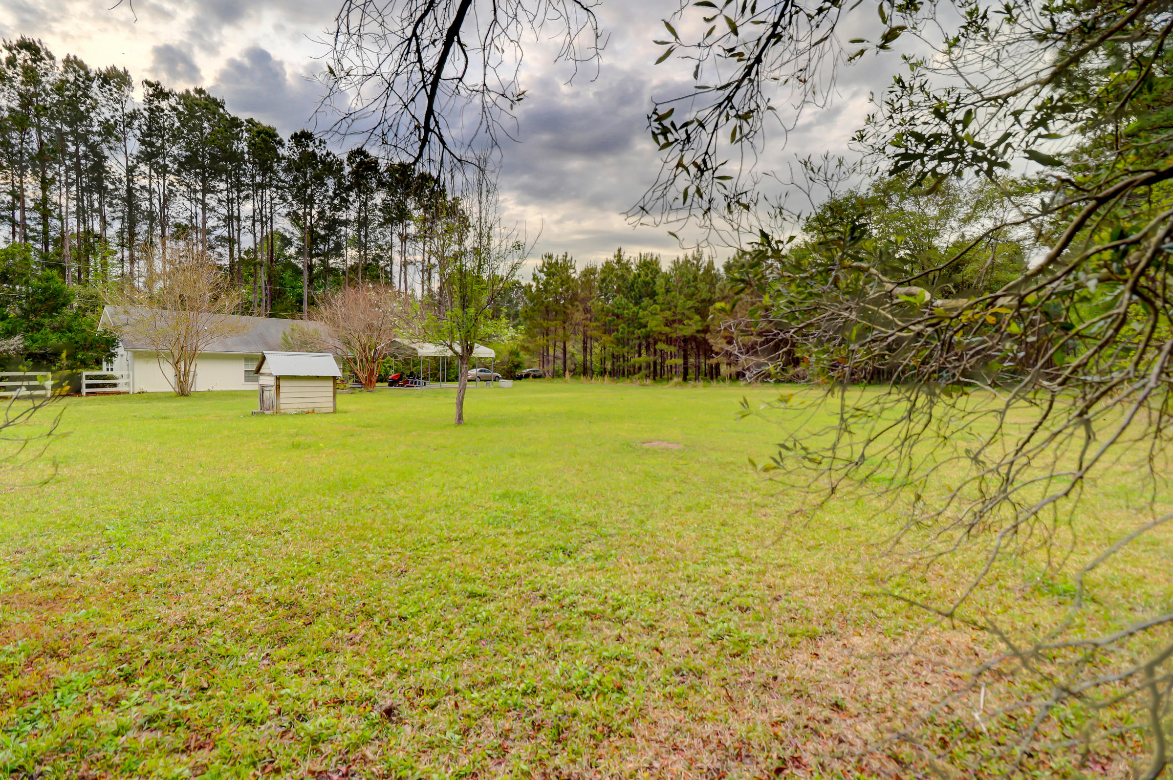 7797 Seafield Road Meggett, SC 29449 - Photo 61 of 91 7797 Seafield Rd_LuxImg_0076