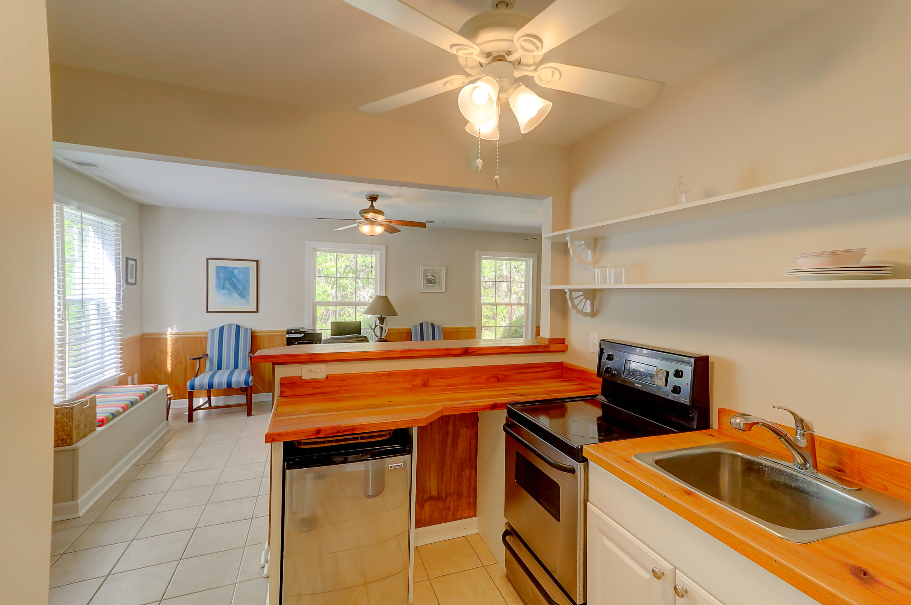 7797 Seafield Road Meggett, SC 29449 - Photo 65 of 91 7797 Seafield (13)