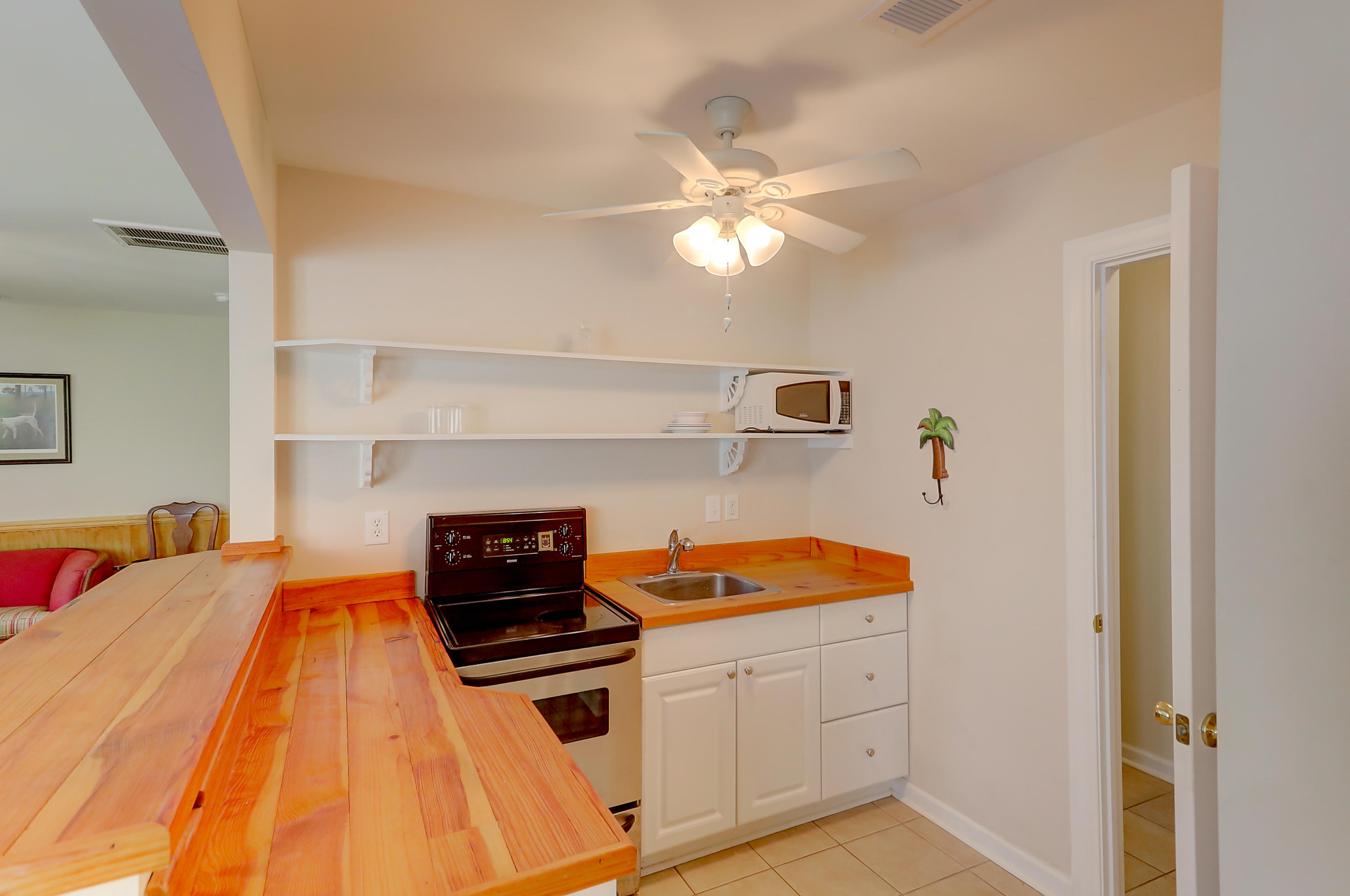 7797 Seafield Road Meggett, SC 29449 - Photo 66 of 91 7797 Seafield (11)