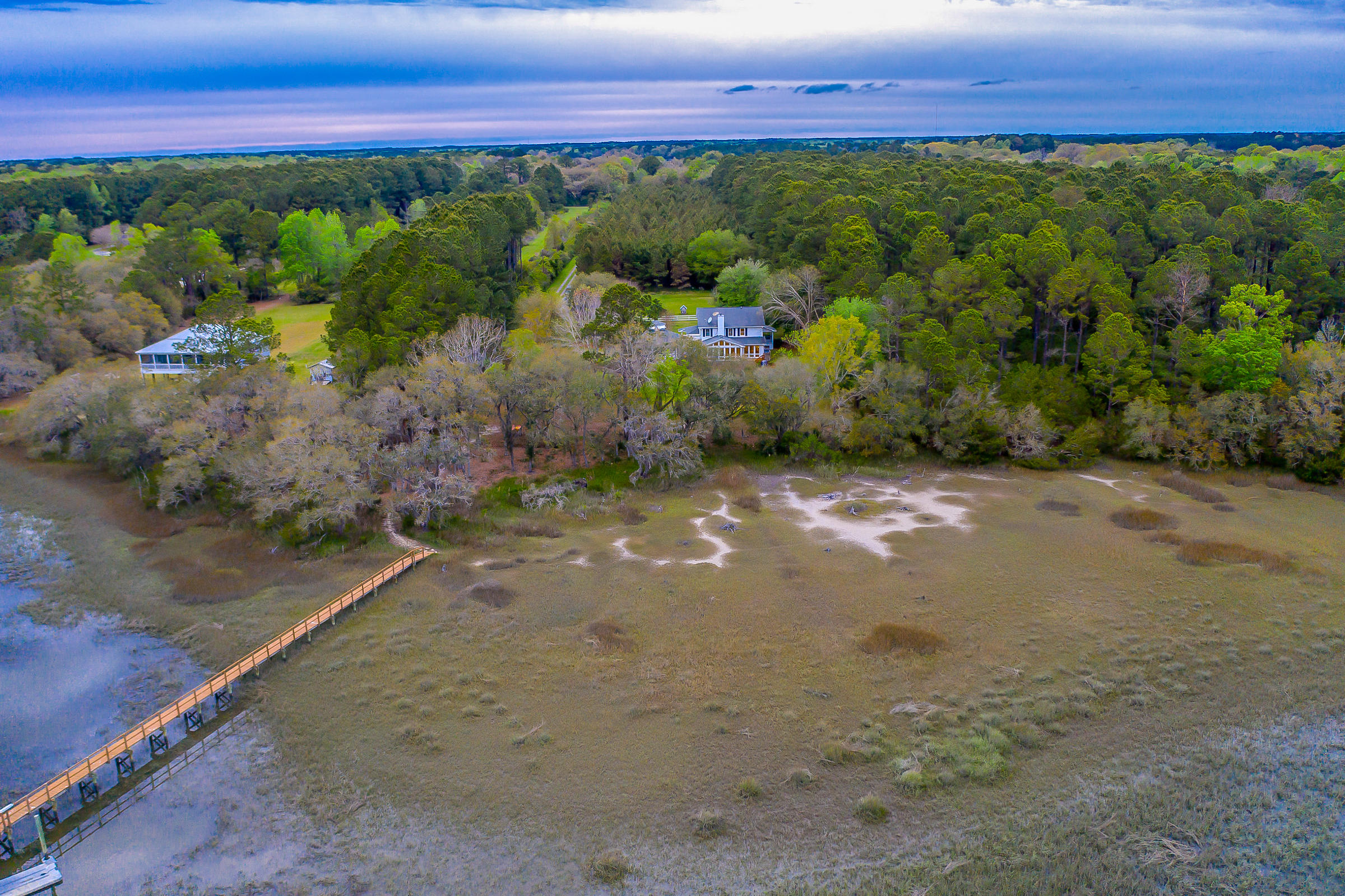7797 Seafield Road Meggett, SC 29449 - Photo 80 of 91 7797 Seafield Rd_LuxImg_1003