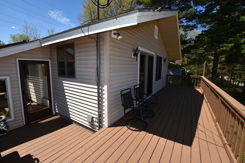 20 Ferncroft Road Leicester, MA 01524 - Photo 14 of 27 Gallery Image 14