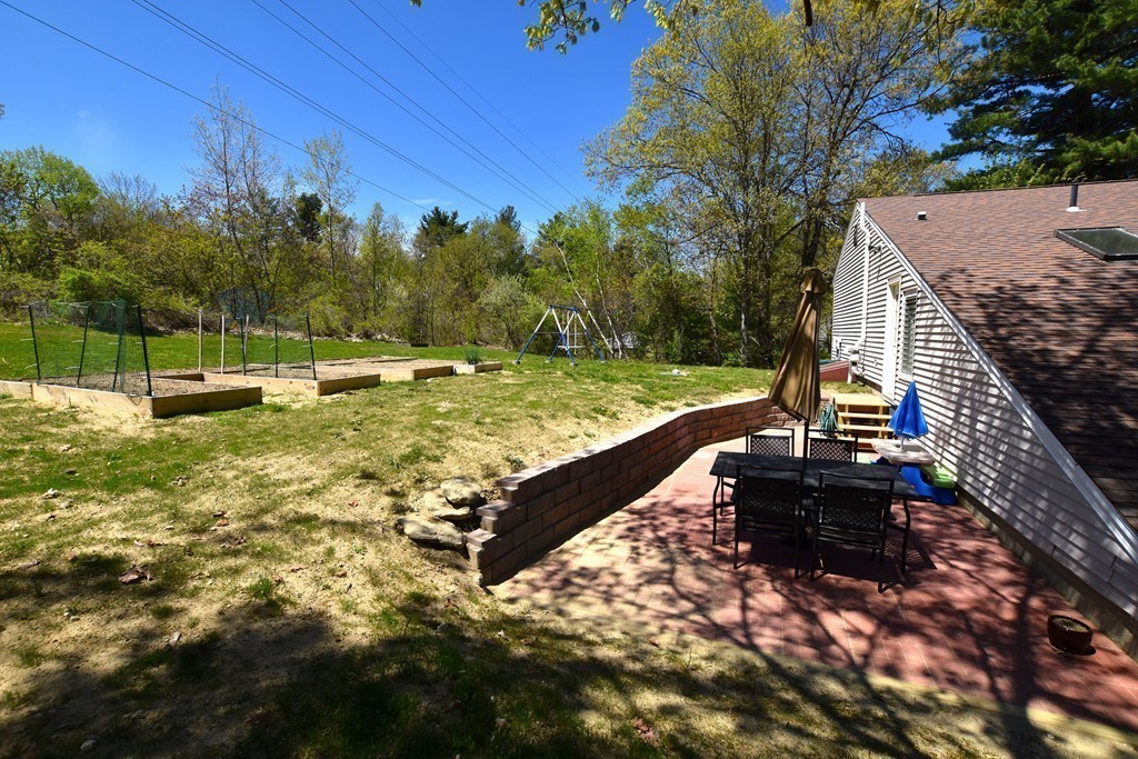 20 Ferncroft Road Leicester, MA 01524 - Photo 15 of 27 Gallery Image 15