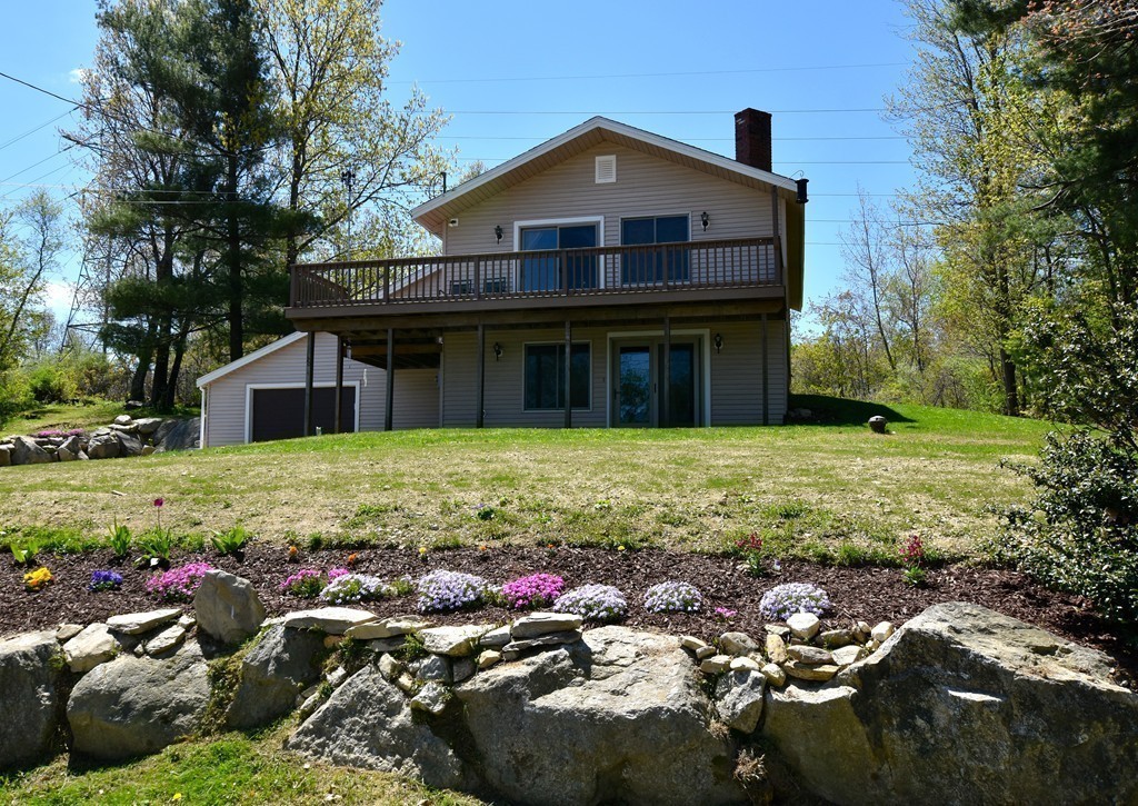 20 Ferncroft Road Leicester, MA 01524 - Photo 10 of 27 Gallery Image 10