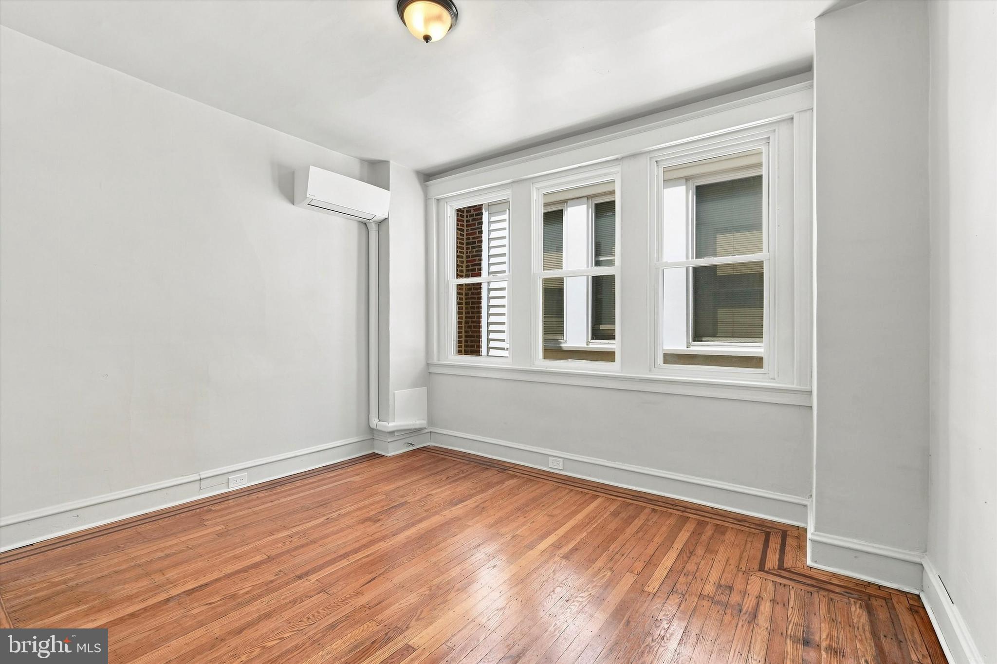 4085 West Ford Road Philadelphia, PA 19131 - Photo 23 of 32 Gallery Image 23