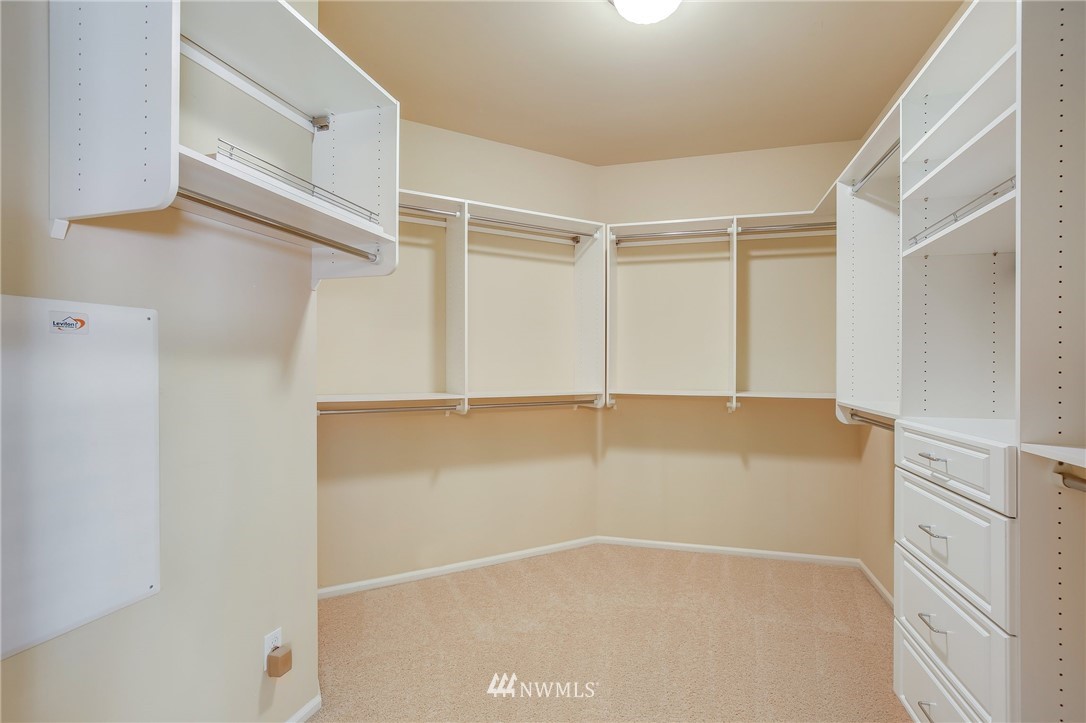 807 South 36th Place Renton, WA 98055 - Photo 29 of 39 view of an empty walk in closet