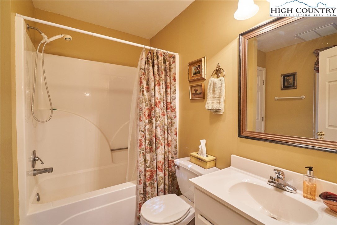 9264 Headwaters Road Lenoir, NC 28645 - Photo 18 of 36 Gallery Image 18